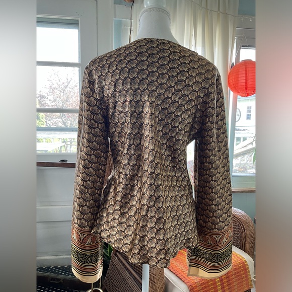 DONATED 100% Silk Top - Picture 2 of 6